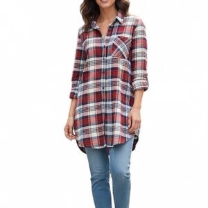 Chelsea & Violet Button Front Tunic in Plaid Size Small